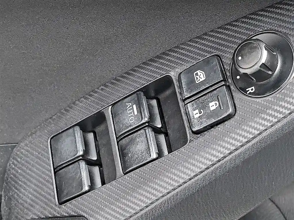 Mazda 3 Axela 2015 — фото 9
