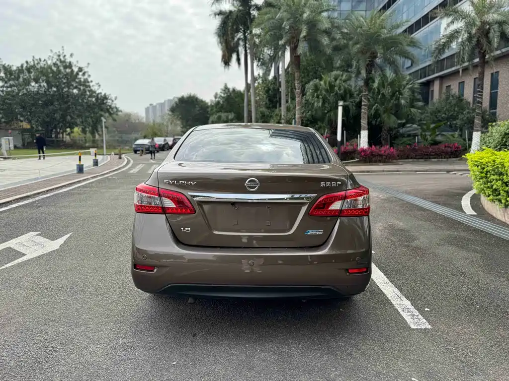 Nissan Sylphy 2012 — фото 14
