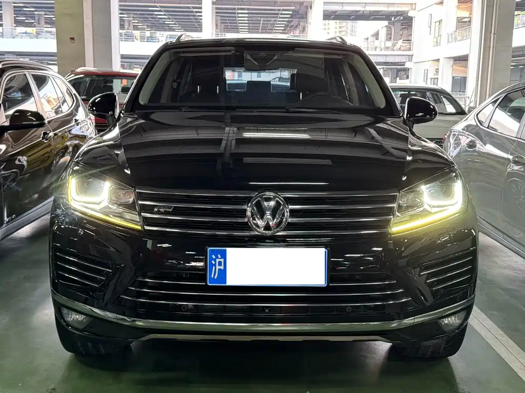 Volkswagen Touareg 2017 — фото 2
