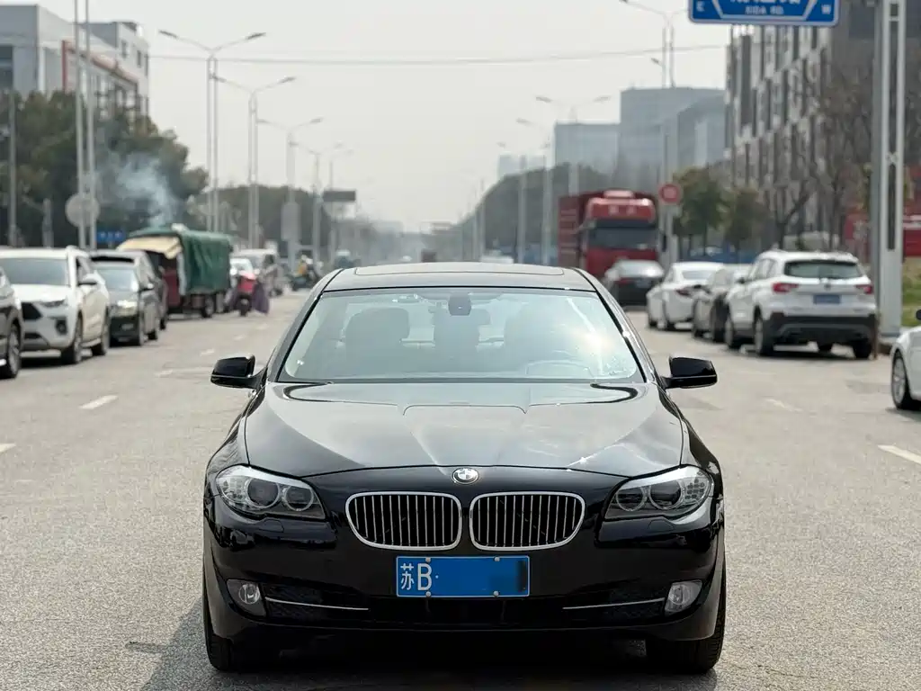 BMW 5 Series 2012 — фото 2