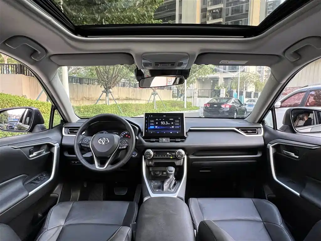 Toyota Wildlander 2021 — фото 11