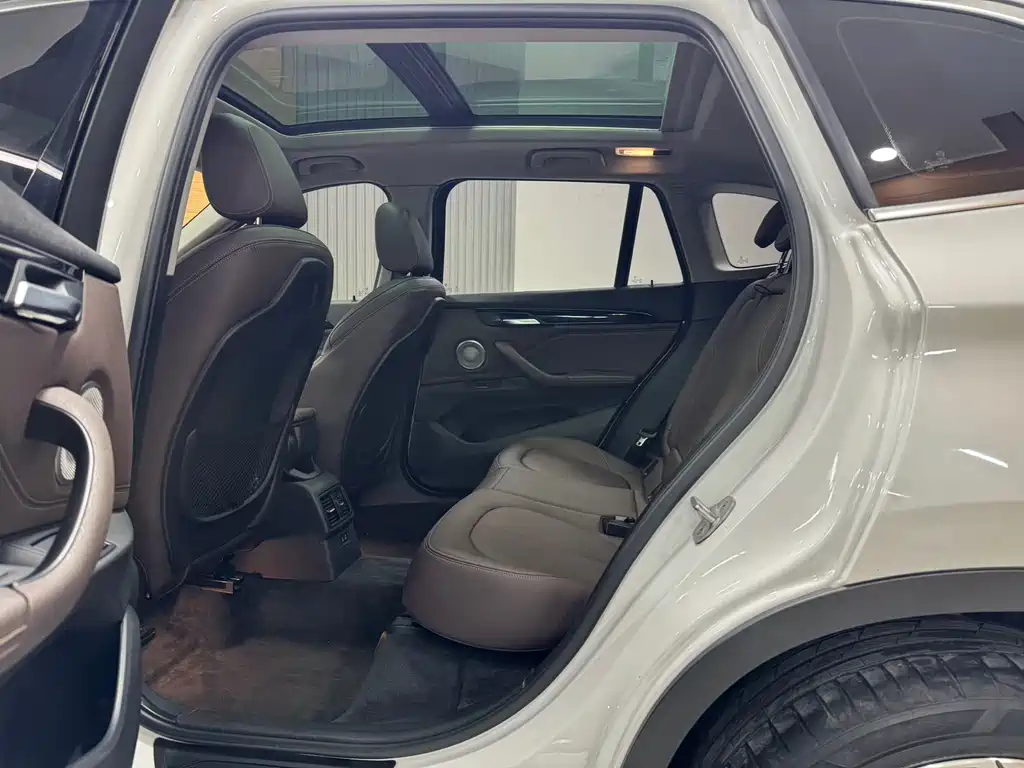 BMW X1 2022 — фото 14