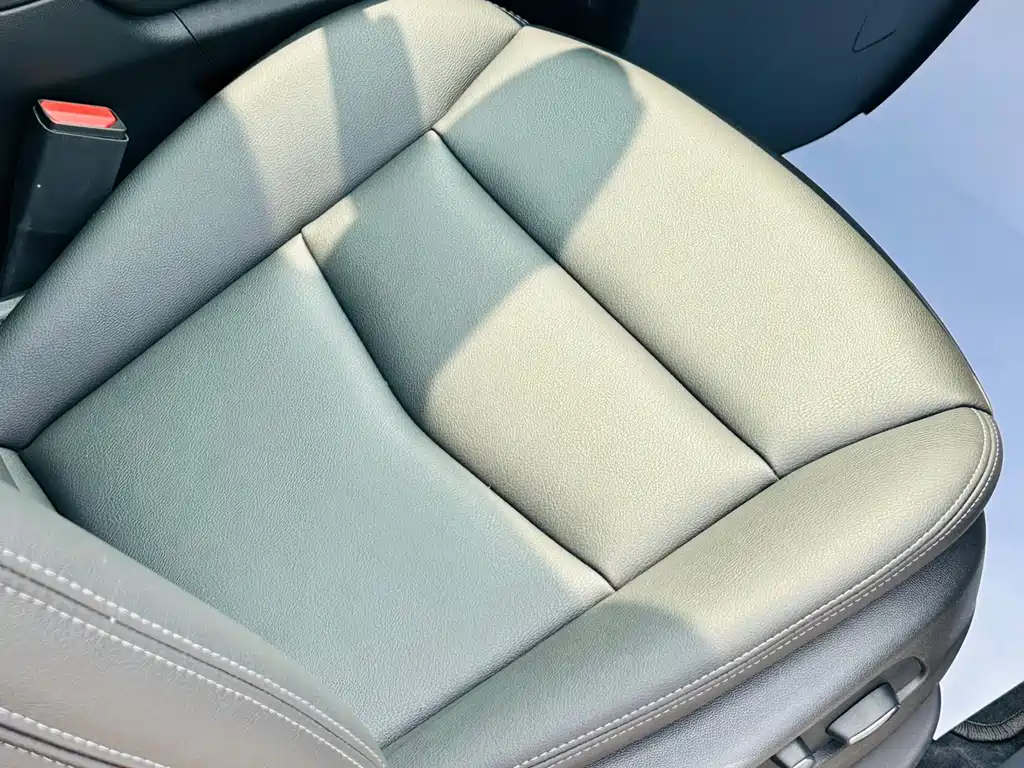 Cadillac XT6 2024 — фото 23