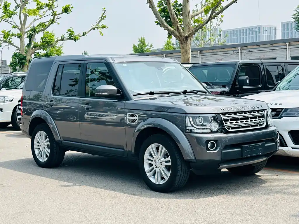 Land Rover Discovery 2016 — фото 3