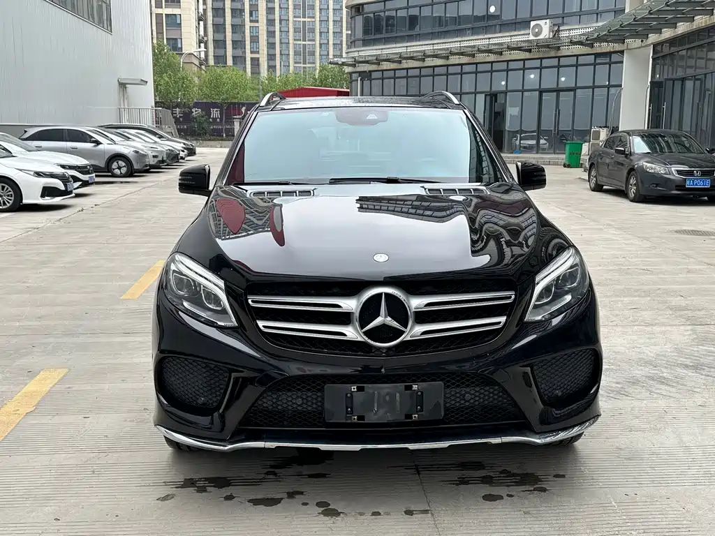 Mercedes-Benz GLE 2016 — фото 2