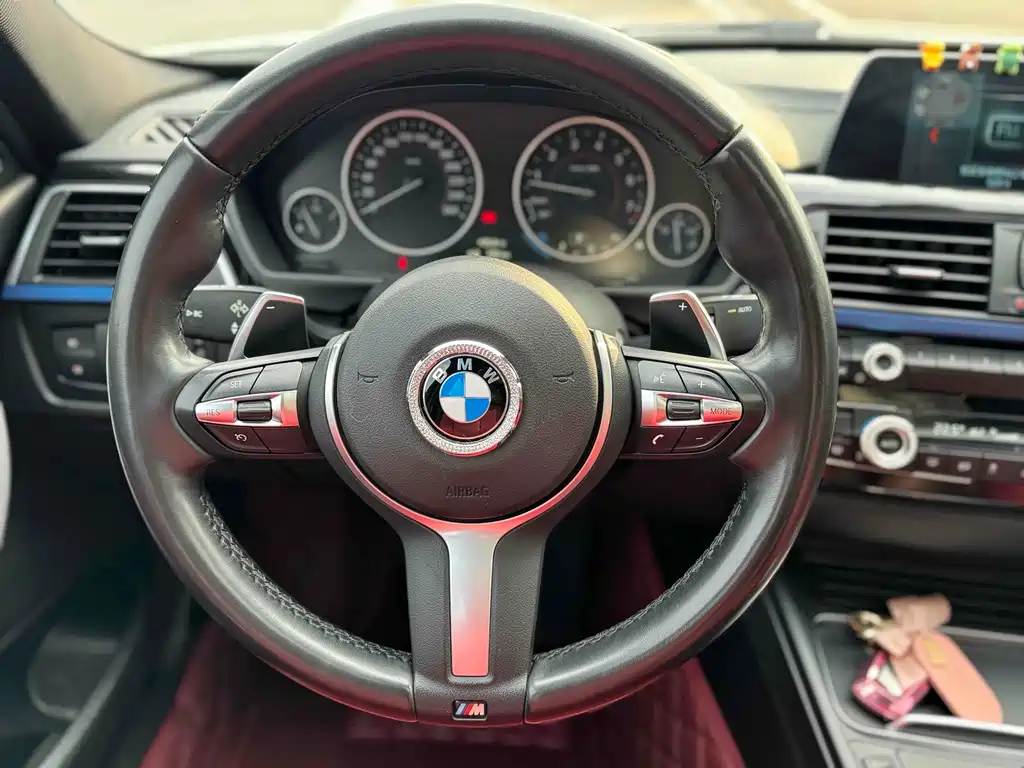 BMW 3 Series 2017 — фото 6
