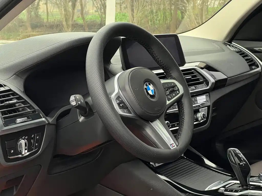 BMW X3 2021 — фото 20
