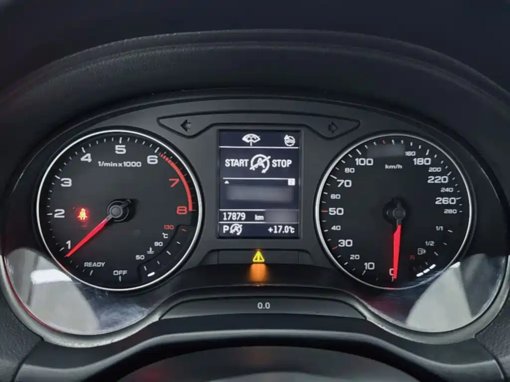 Audi Q2L 2024