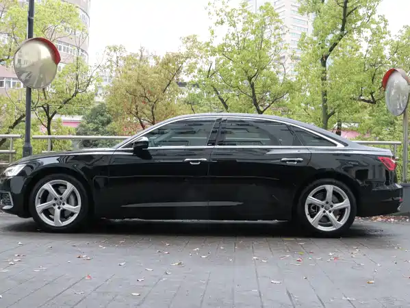 Audi A6L 2021