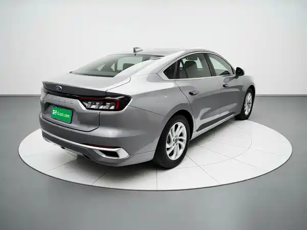 Ford Mondeo 2025