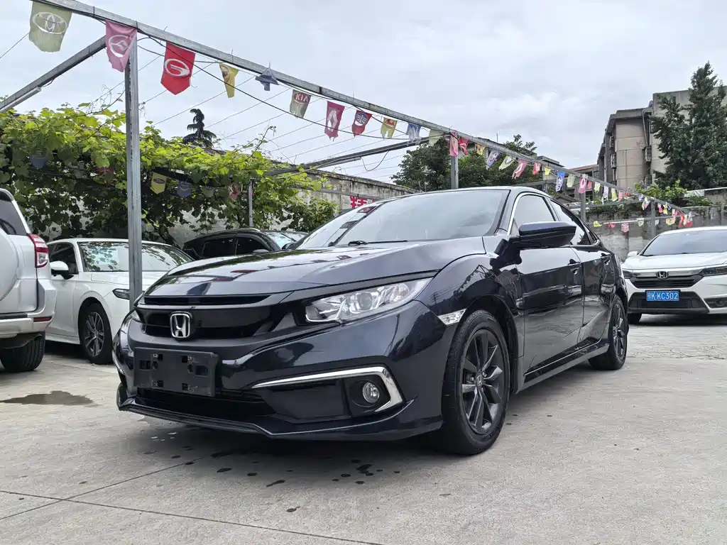 Honda Civic 2019 — фото 1
