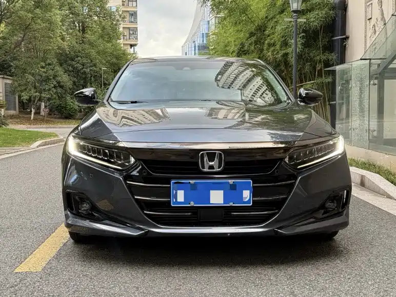 Honda Accord 2023 — фото 2