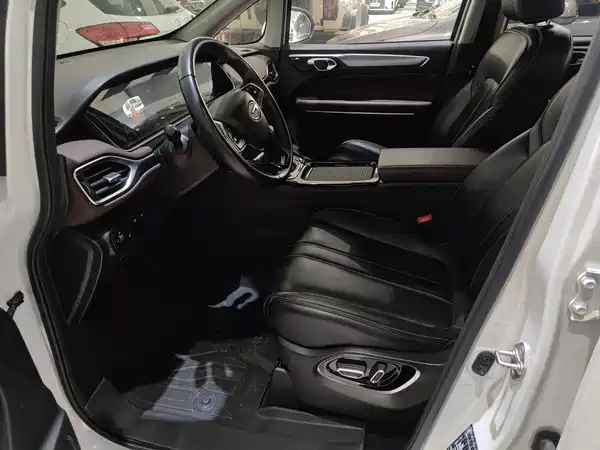 GAC Trumpchi M6 2023