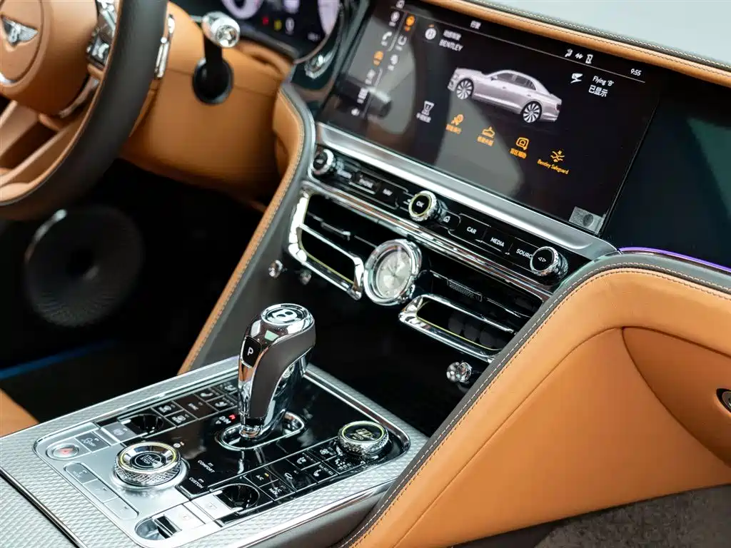 Bentley Flying Spur PHEV 2022 — фото 25