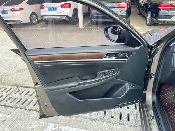 Volkswagen Bora 2016