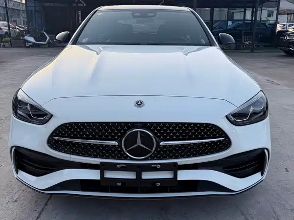 Mercedes-Benz C-Class 2025