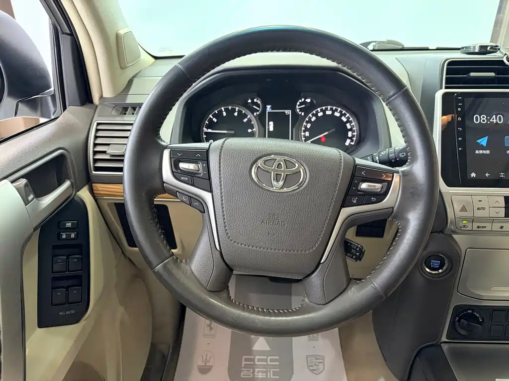 Toyota Prado 2018 — фото 15