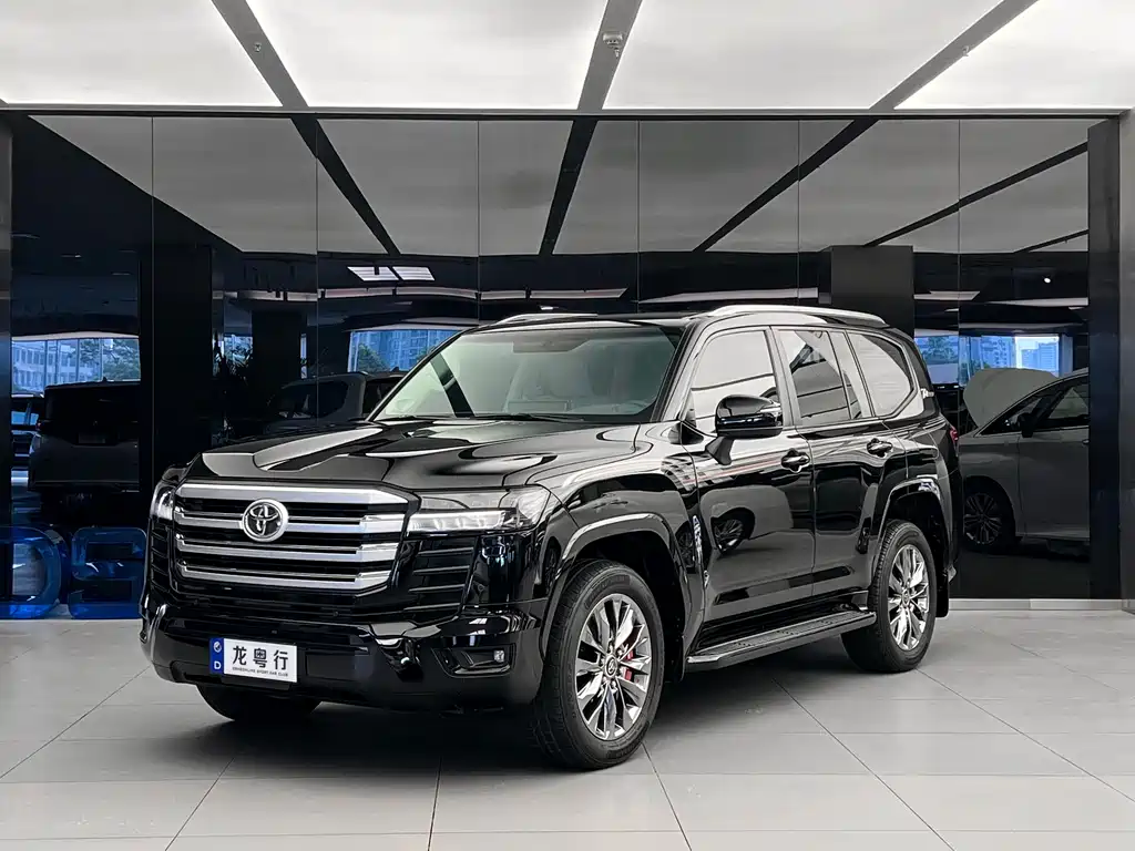 Toyota Land Cruiser 2023 — фото 1