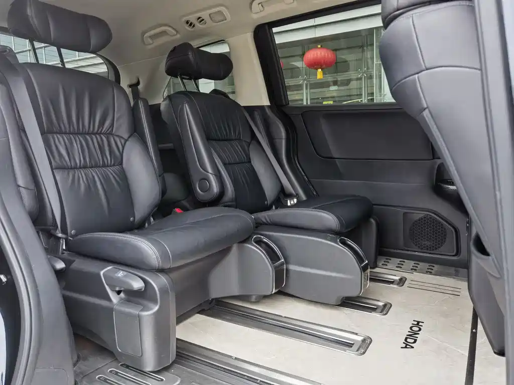 Honda Odyssey 2021 — фото 16