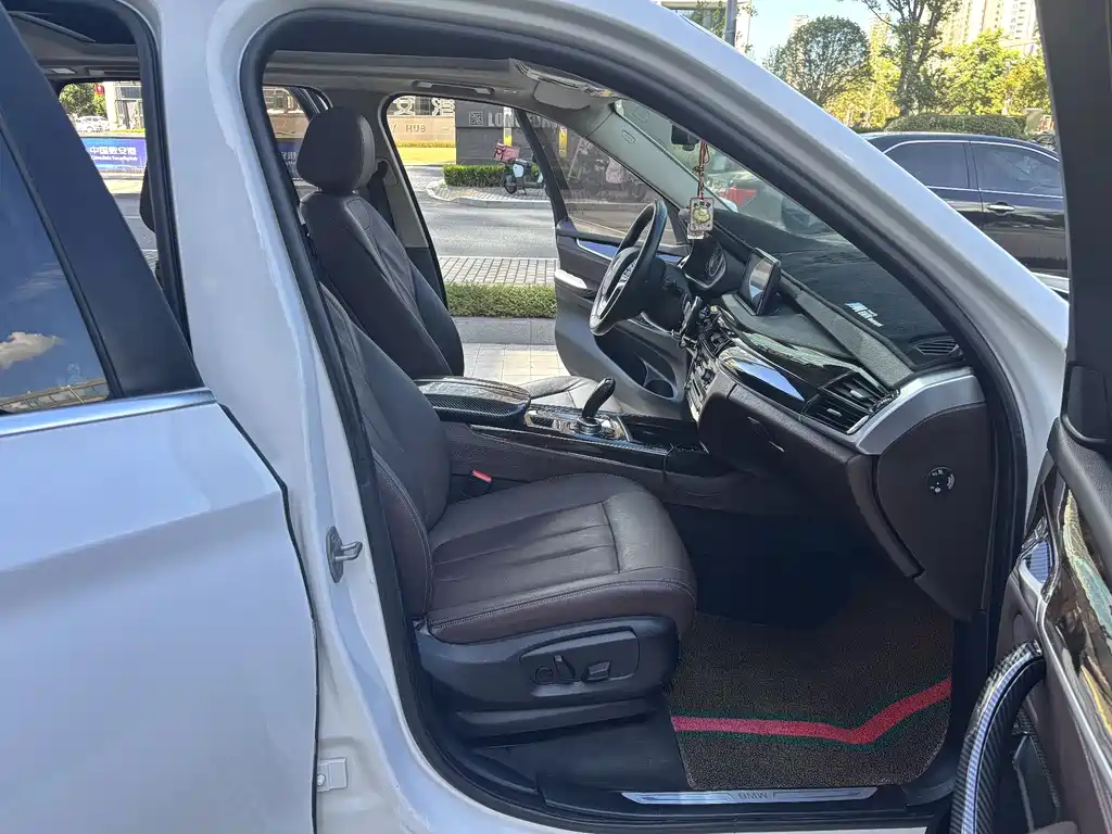 BMW X5 2015 — фото 16