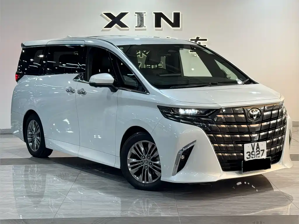 Toyota Alphard 2026 — фото 2