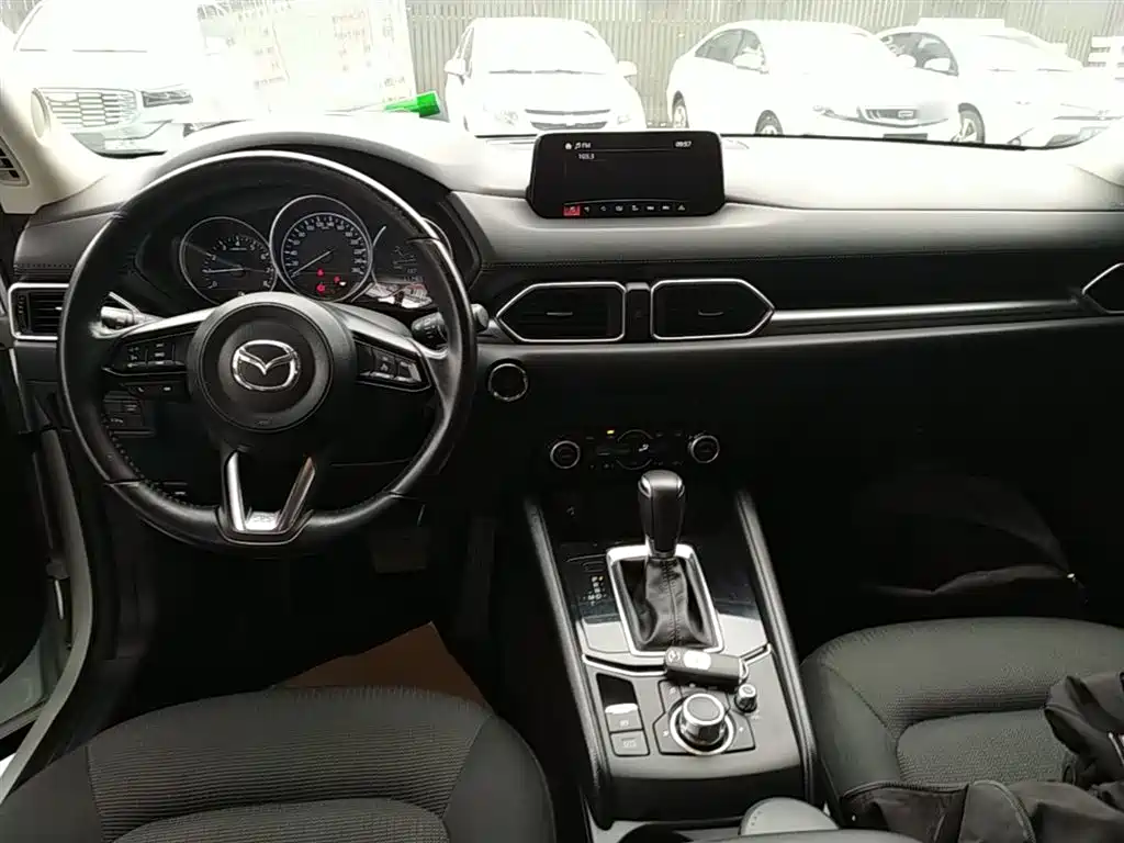 Mazda CX-5 2019 — фото 10