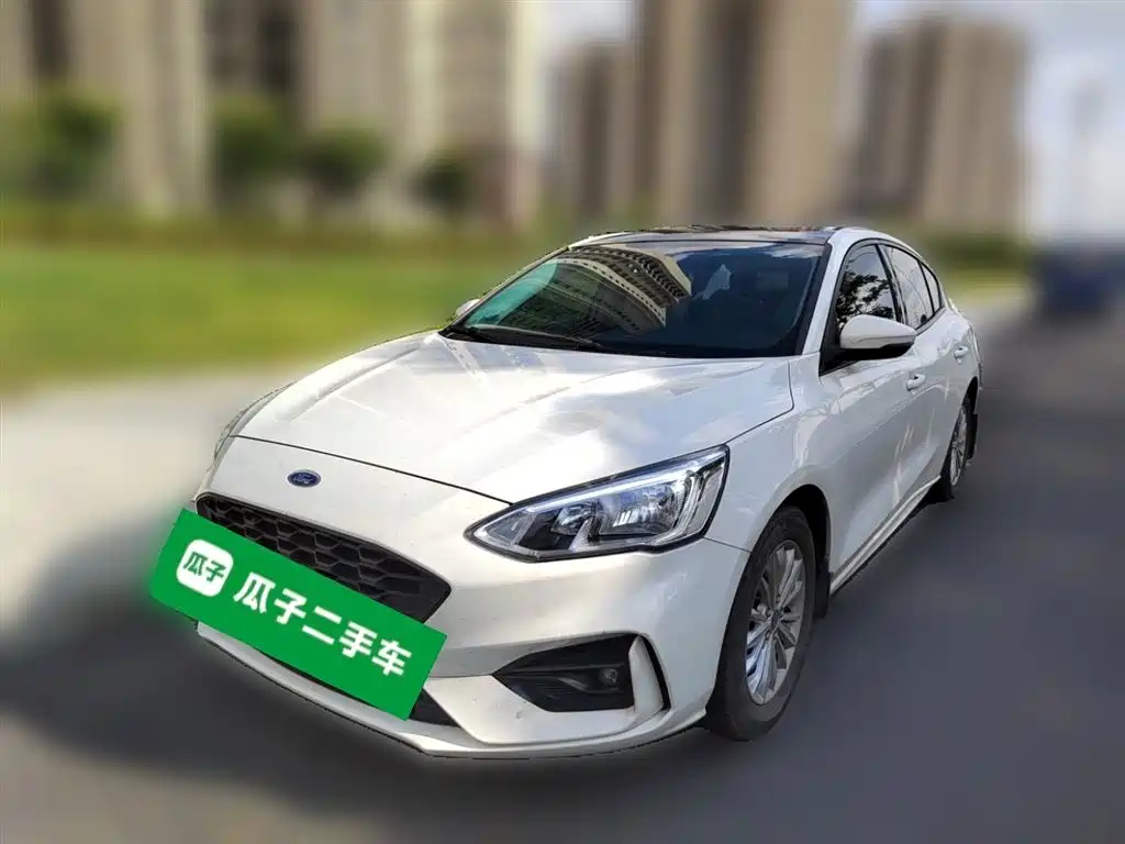 Ford Focus 2020 — фото 1