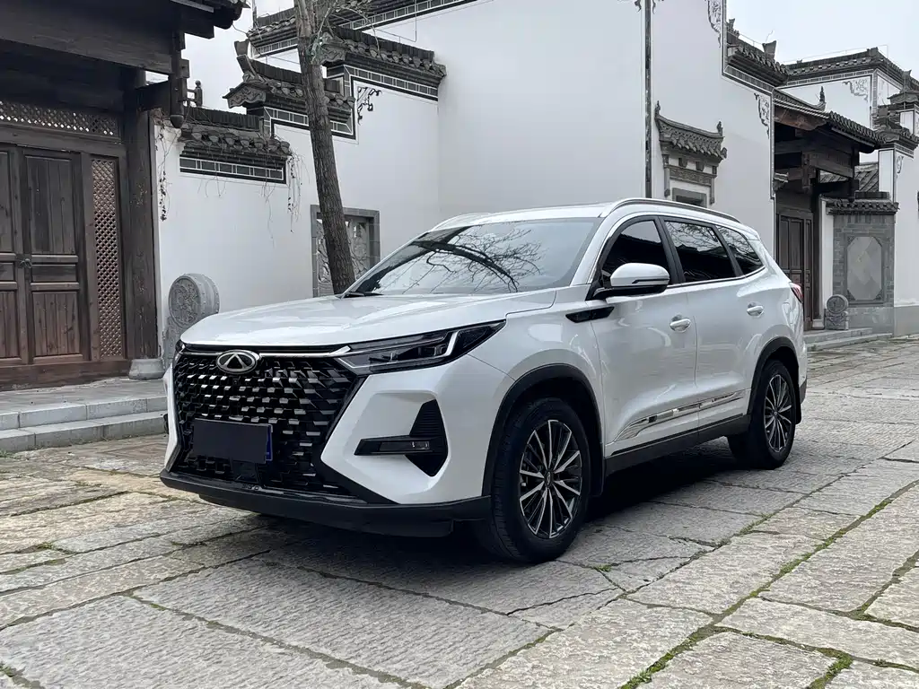 Chery Tiggo 8 PRO 2024 — фото 1