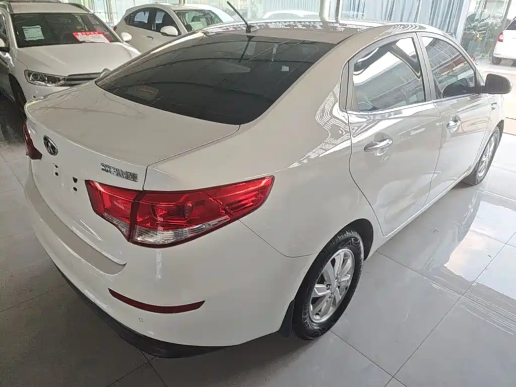 Kia K2 2015