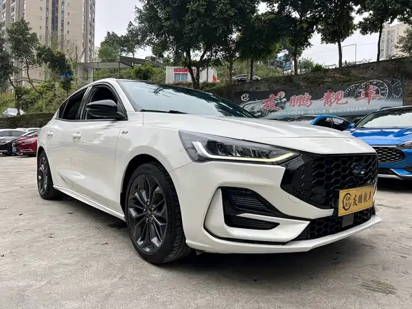 Ford Focus 2022