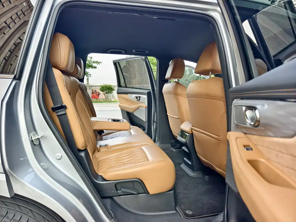 GAC Motor Trumpchi ES9 2024 — фото 15