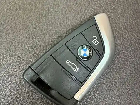 BMW 1 Series 2022 — фото 19