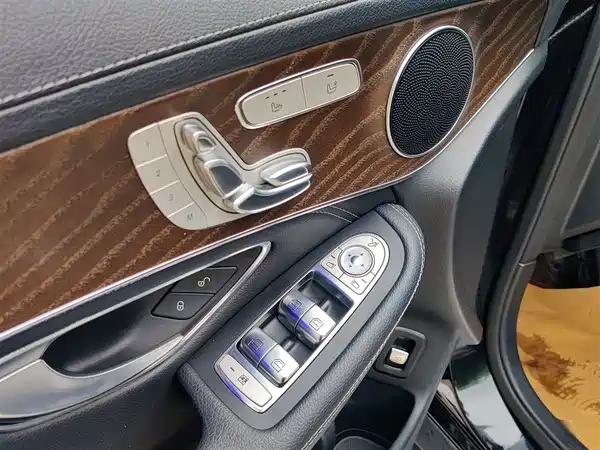 Mercedes-Benz GLC 2020