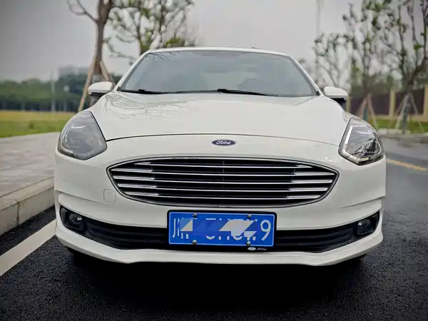 Ford Escort 2019