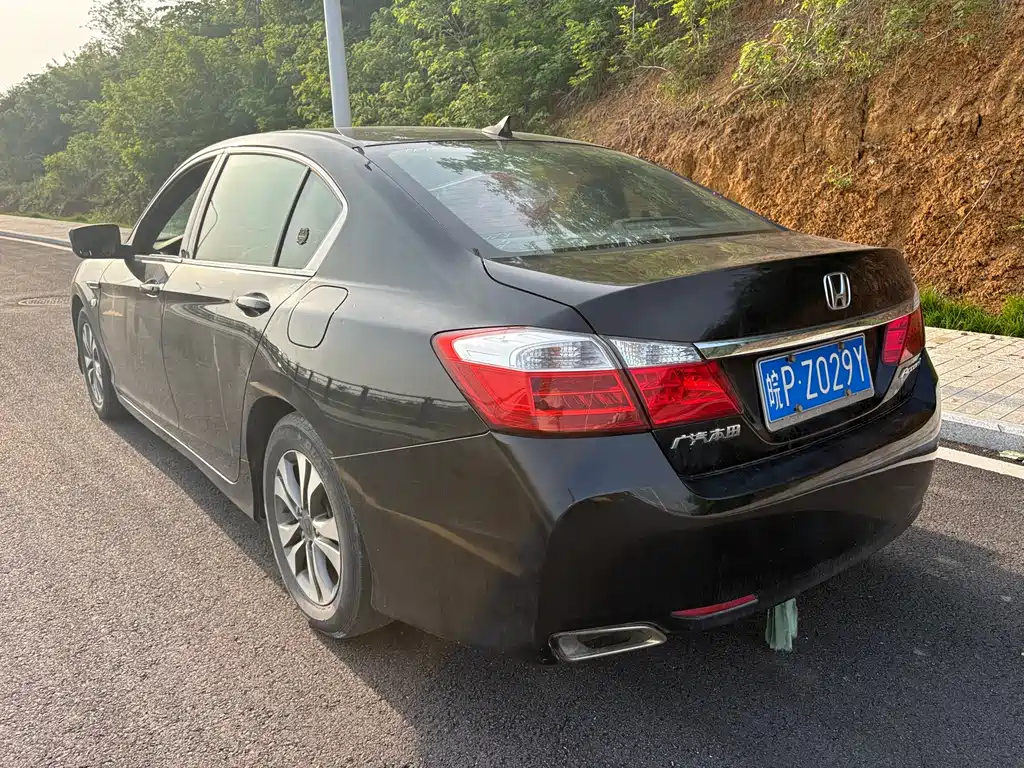 Honda Accord 2016 — фото 6