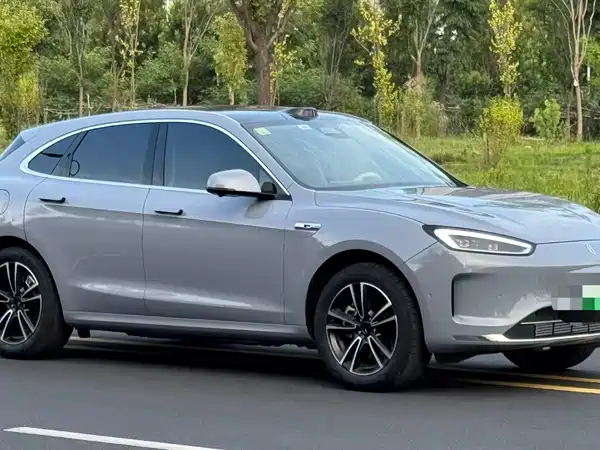 AITO M5 2025