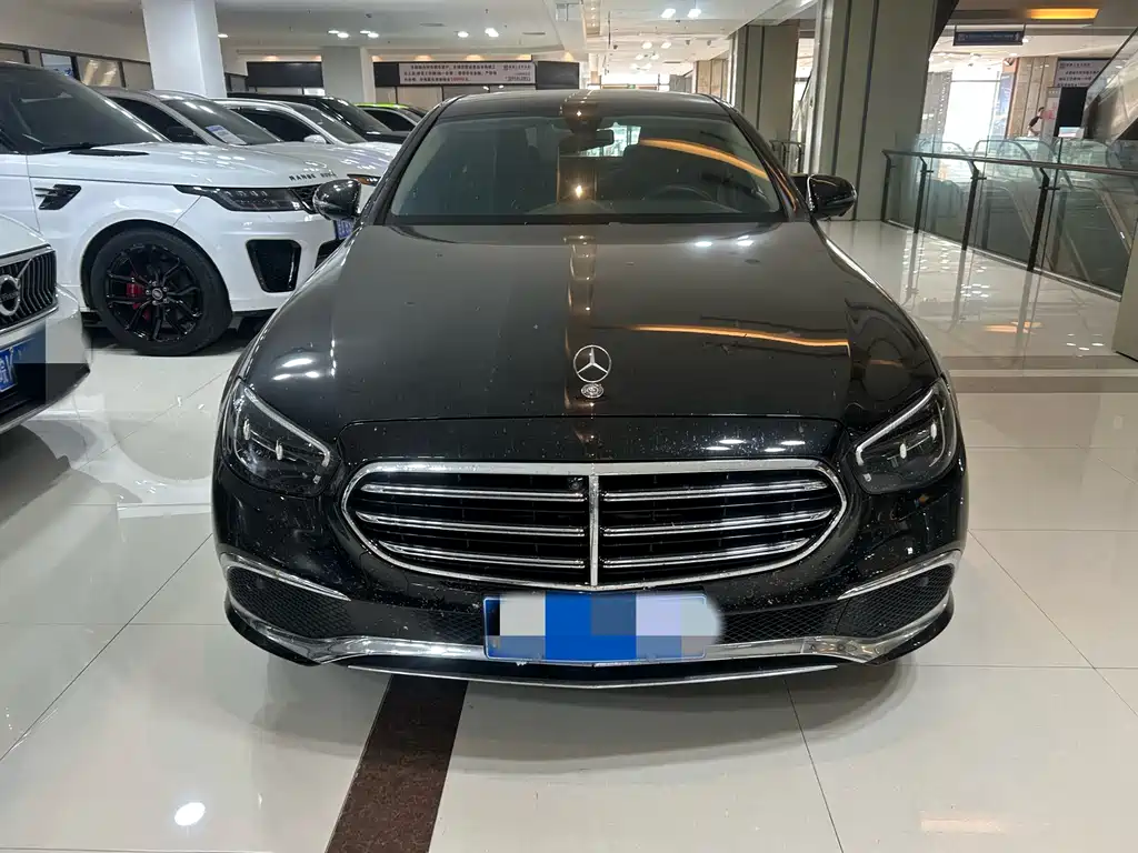 Mercedes-Benz E-Class 2023 — фото 2