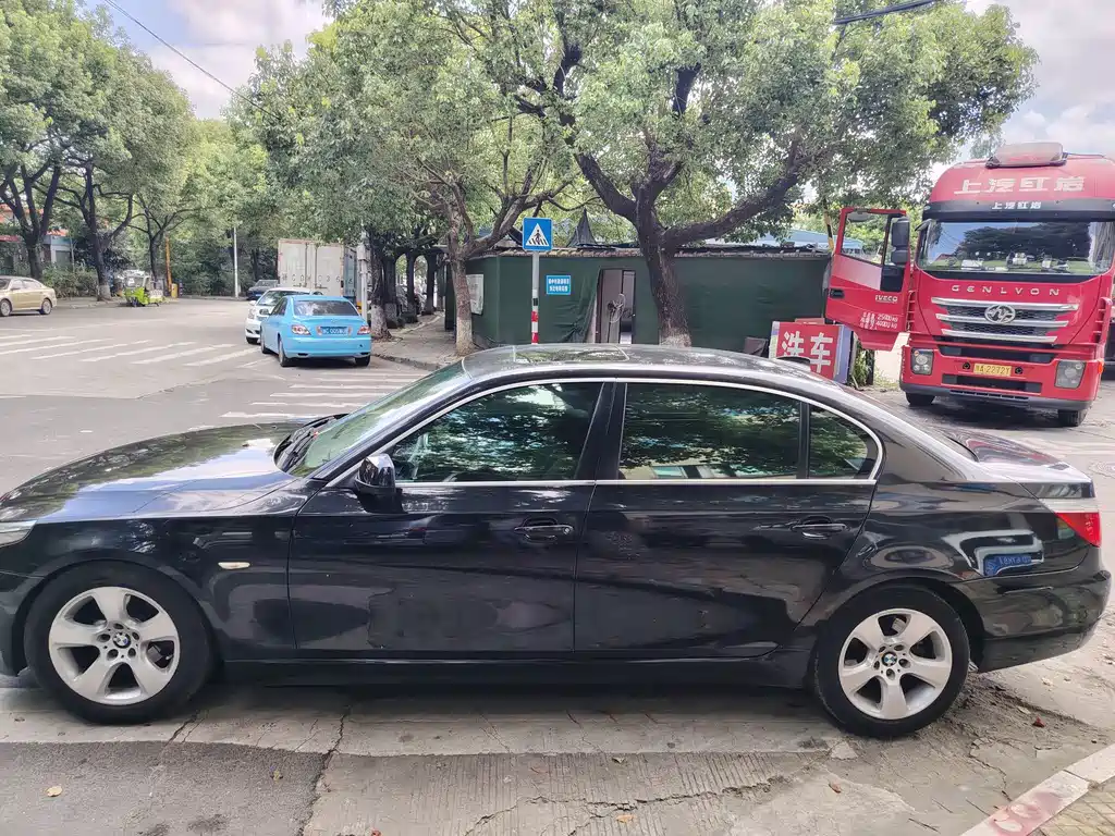 BMW 5 Series 2009