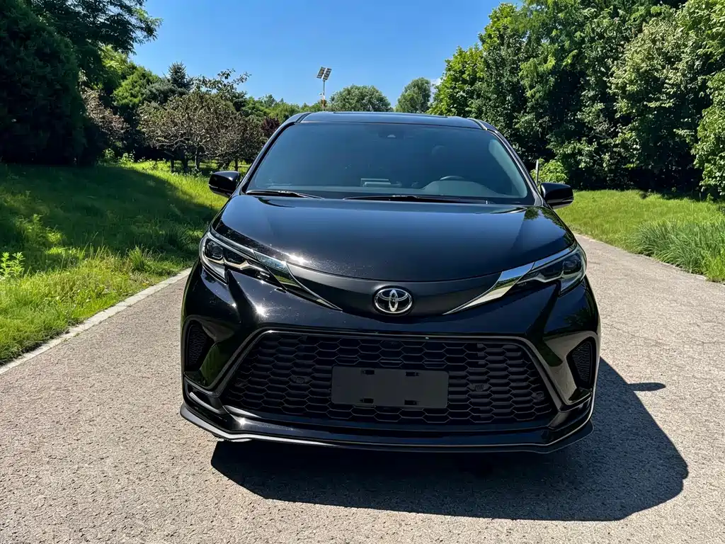 Toyota Granvia 2026