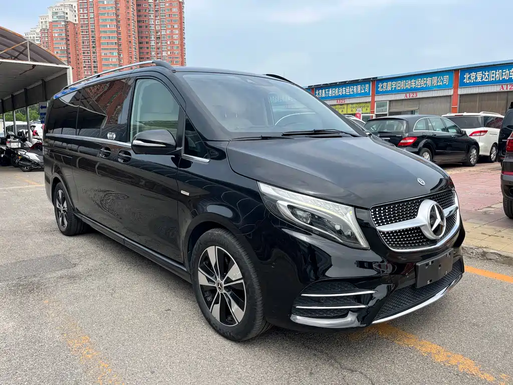 Mercedes-Benz V-Class 2020 — фото 3