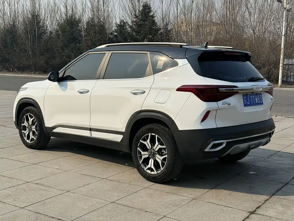 Kia KX3 2022 — фото 19