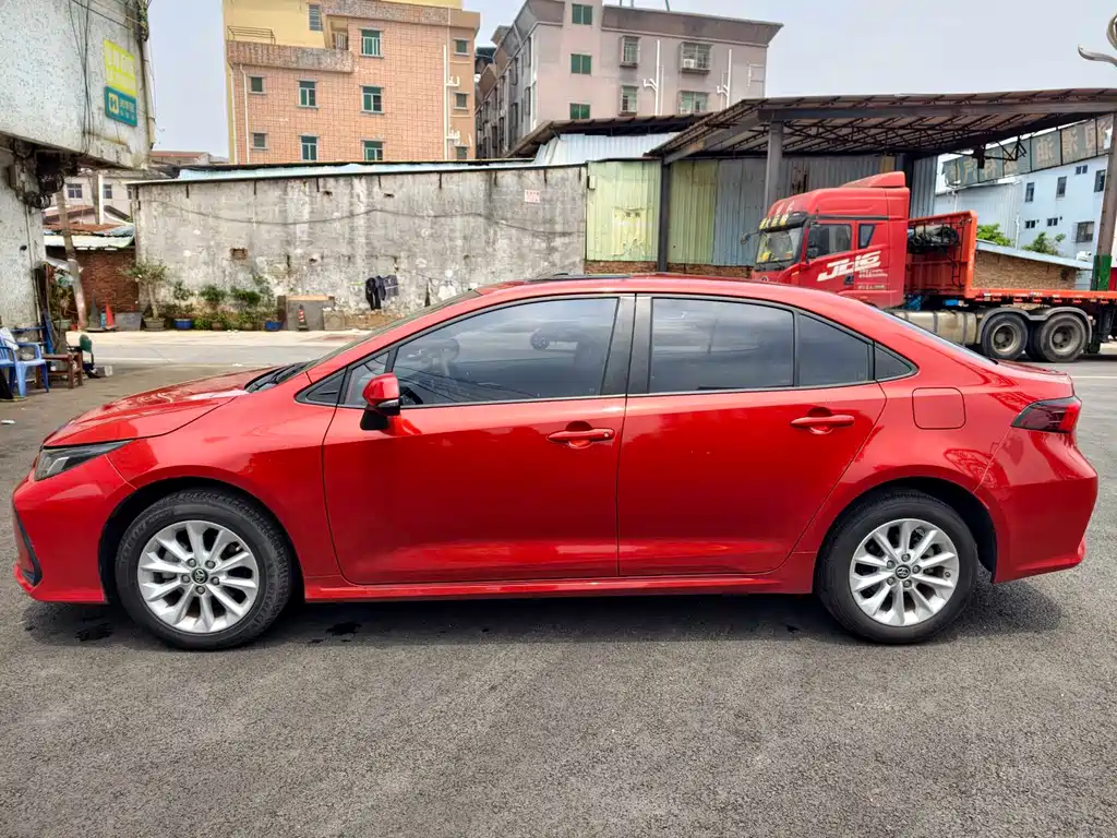 Toyota Corolla 2021 — фото 20