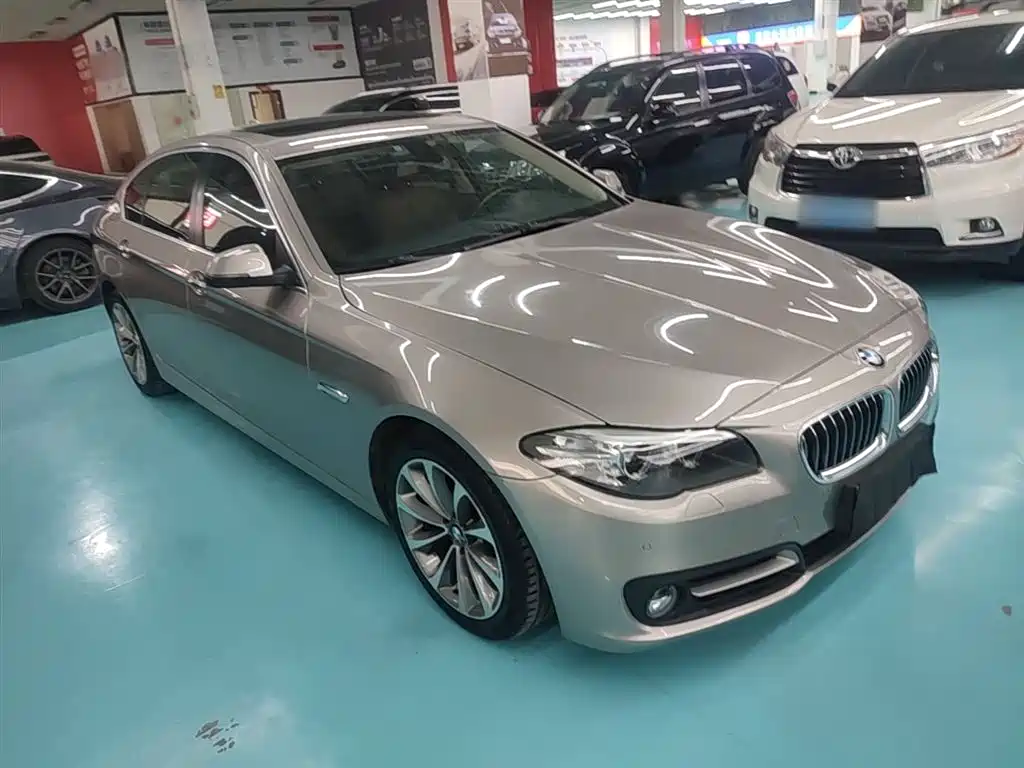 BMW 5 Series 2016 — фото 4