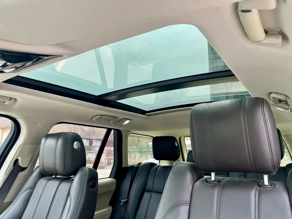 Land Rover Range Rover 2017 — фото 11