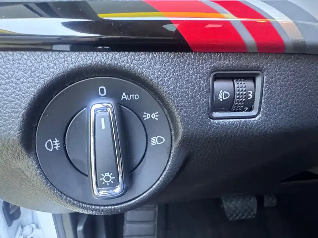 Skoda Kamiq 2023 — фото 14