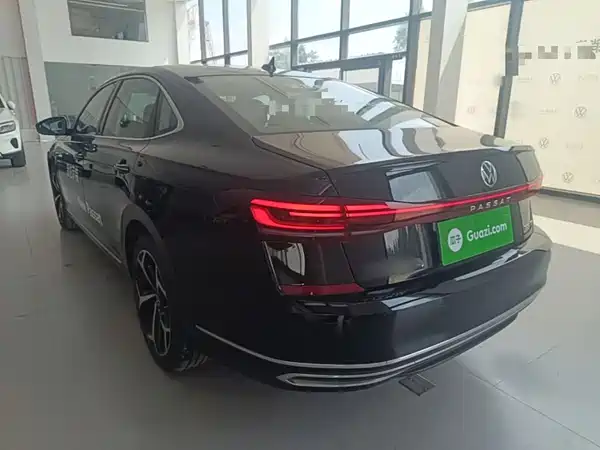 Volkswagen Passat 2025