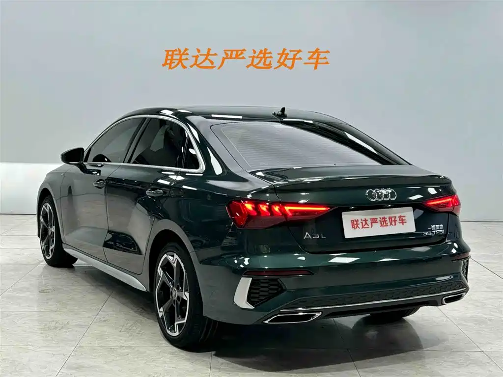Audi A3 2023 — фото 23