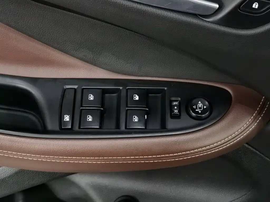 Buick Envision Plus 2018 — фото 9
