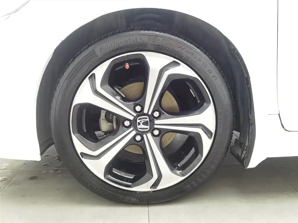 Honda Jade 2018 — фото 17