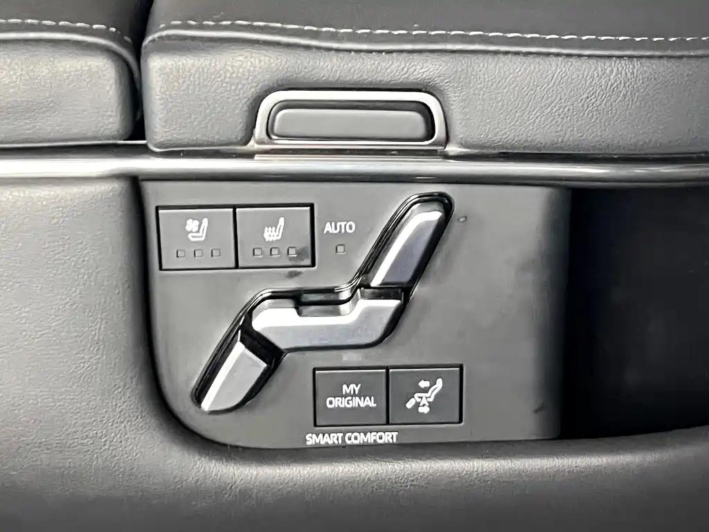 Toyota Vellfire 2024 — фото 31